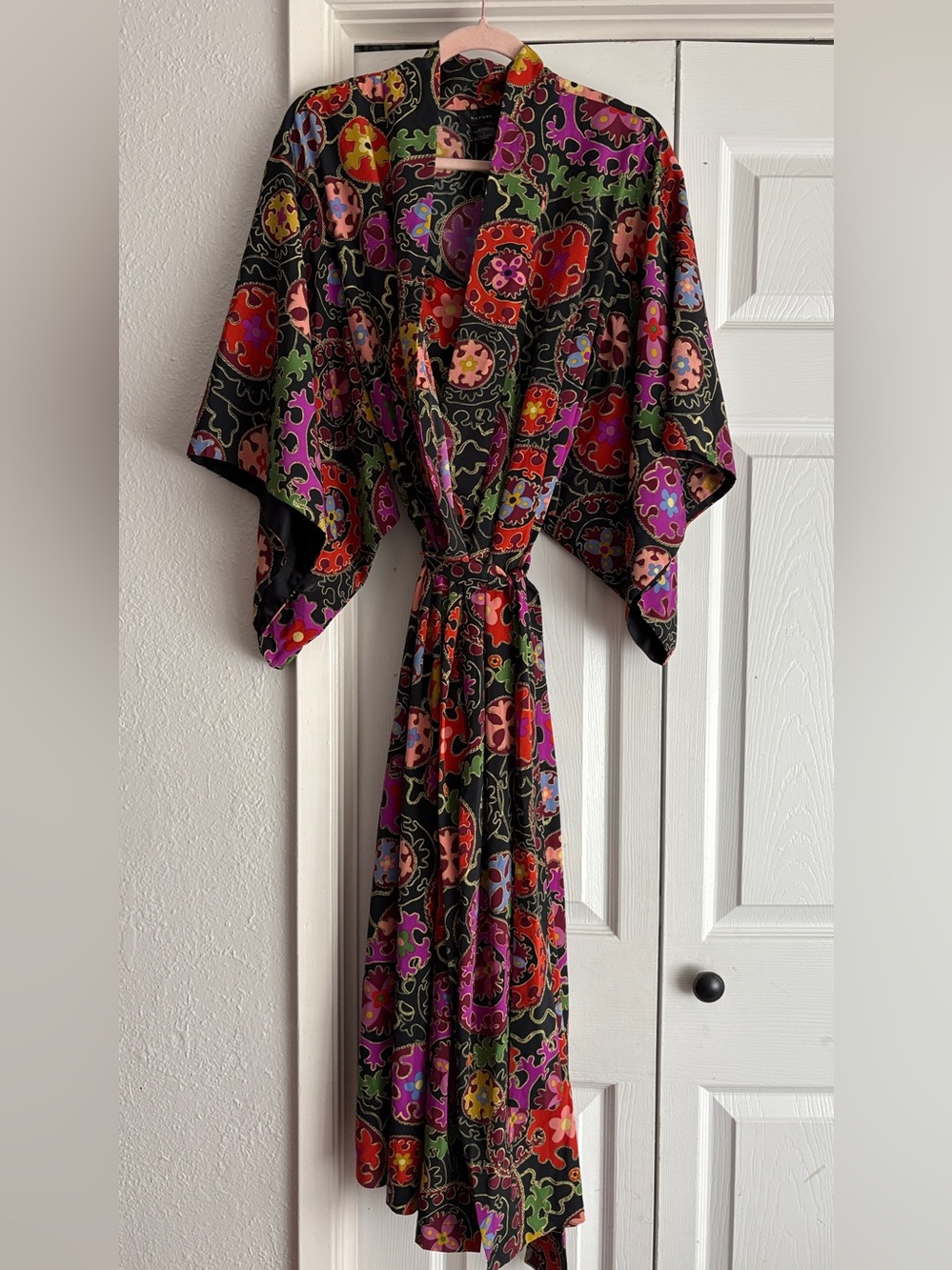 Stunning 2 Pc NATORI Abstract Floral Kimono Robe and Slip Night Dress Size small
